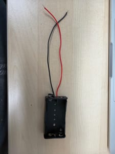 Single-Cell Battery Holder (cylindrical, wire leads)