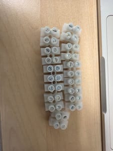 Screw Terminal Block Strips ("chocolate block" barrier connectors, lot)