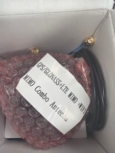 GPS/GLONASS + LTE MIMO + WiFi MIMO Combo Antenna